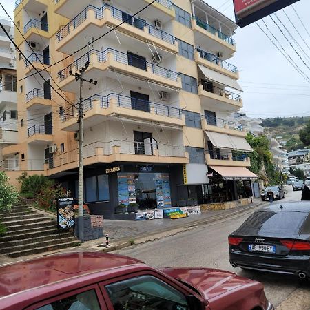 Amber Apartments Sarandë エクステリア 写真