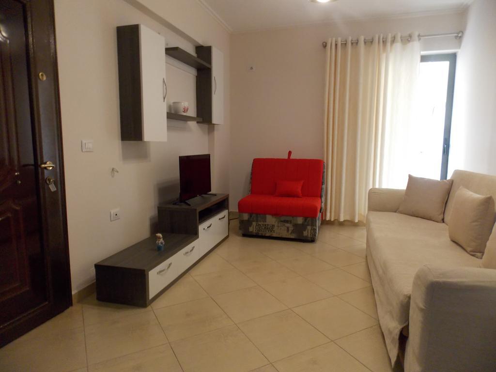 Amber Apartments Sarandë エクステリア 写真
