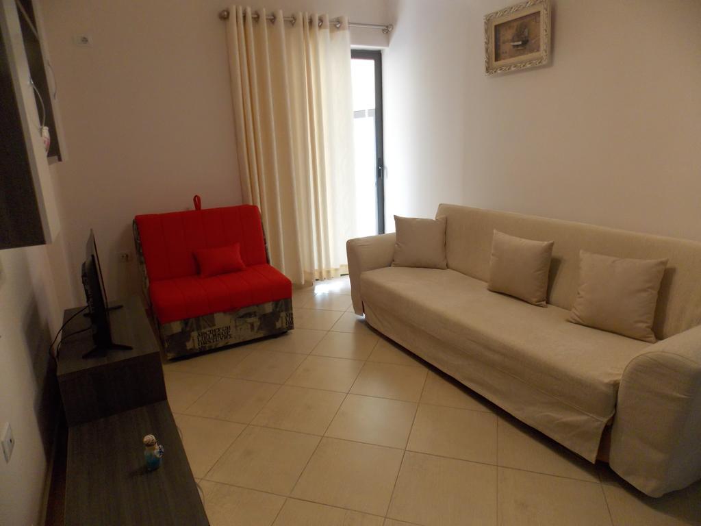Amber Apartments Sarandë エクステリア 写真